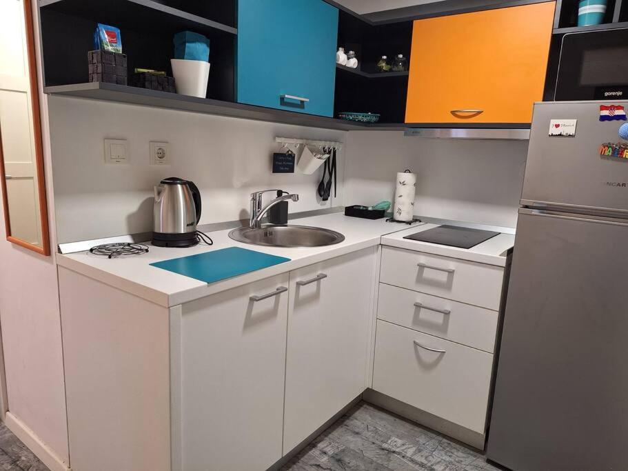 New Studio Apartment Emmy With Free Street Parking Zagreb Dış mekan fotoğraf