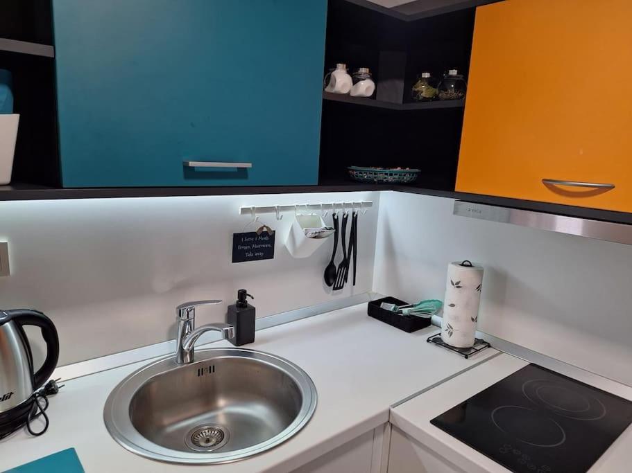 New Studio Apartment Emmy With Free Street Parking Zagreb Dış mekan fotoğraf