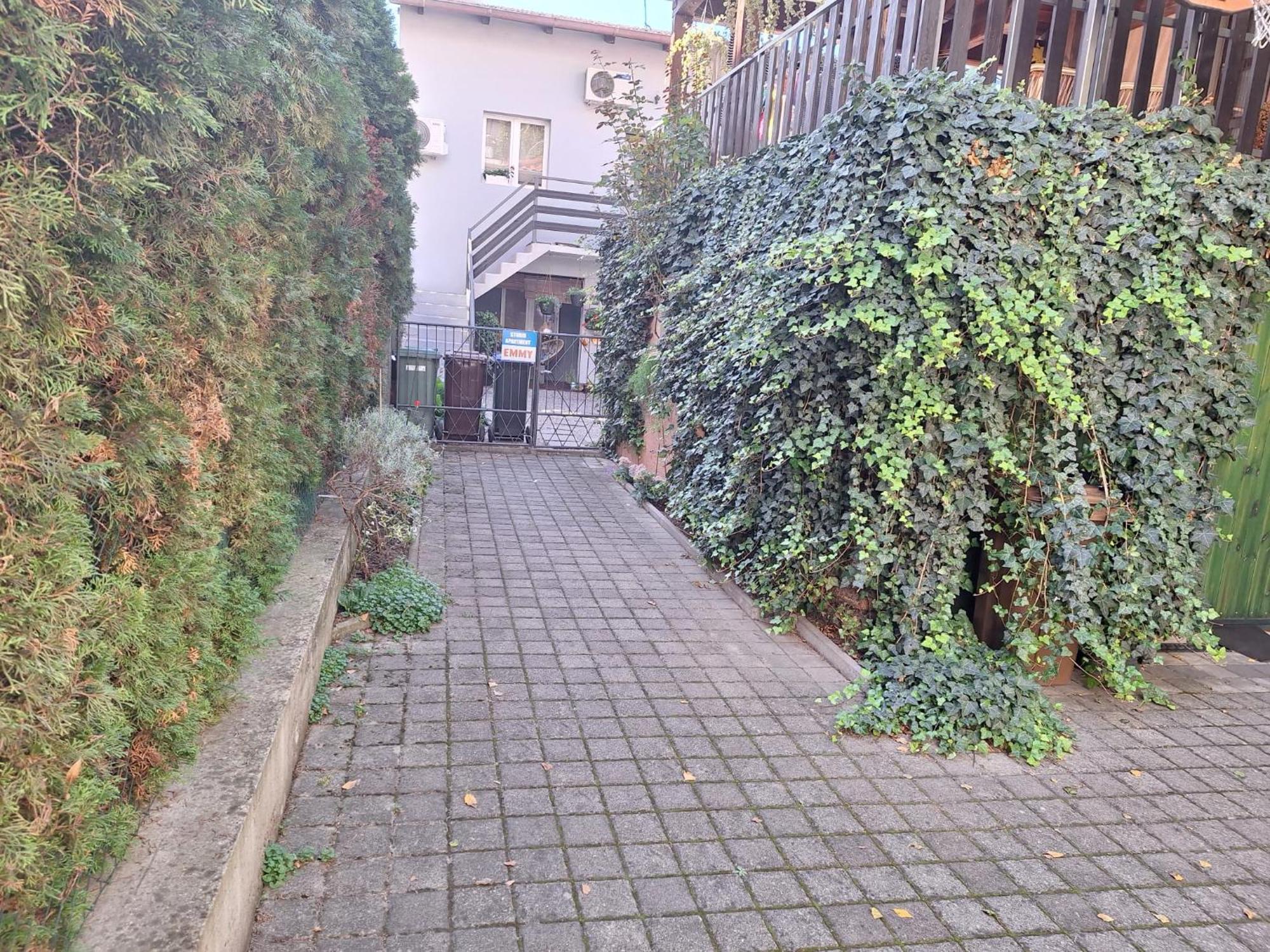 New Studio Apartment Emmy With Free Street Parking Zagreb Dış mekan fotoğraf